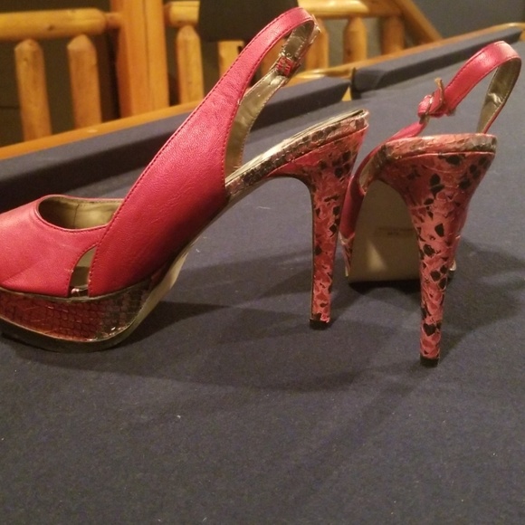 Beautiful red heels, gently used. - Picture 3 of 3
